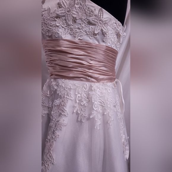 Wedding/prom dress - Picture 5 of 7